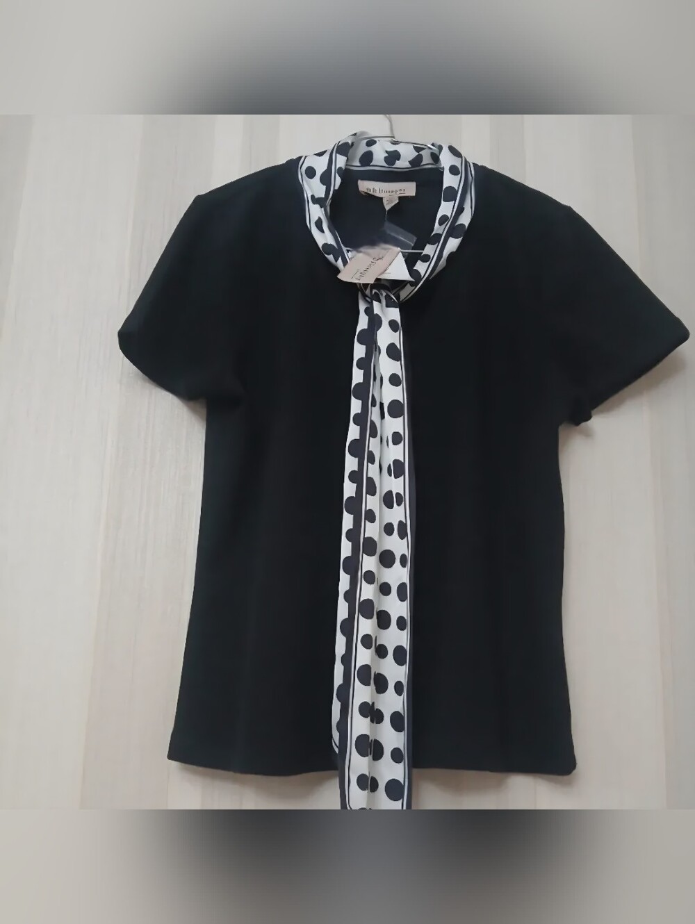 Philosophy Black Button Front Top with Polka Dot Neck Scarf Med New - Picture 8 of 11